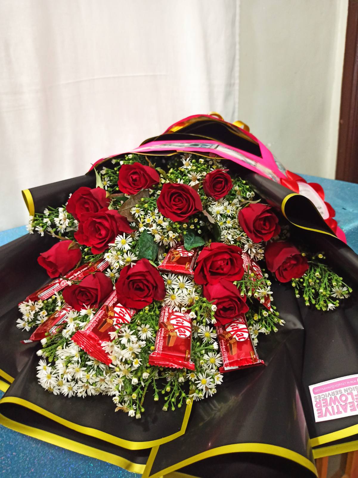 Chocos - Kitkat of Love