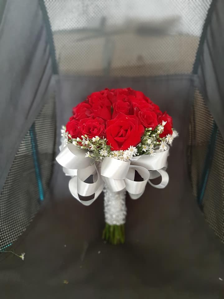 Mini Bridal Bouquet - Red