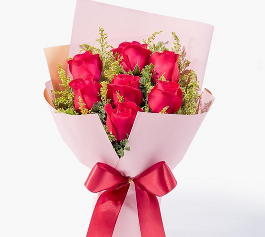 7 Stems - Imported Red Roses