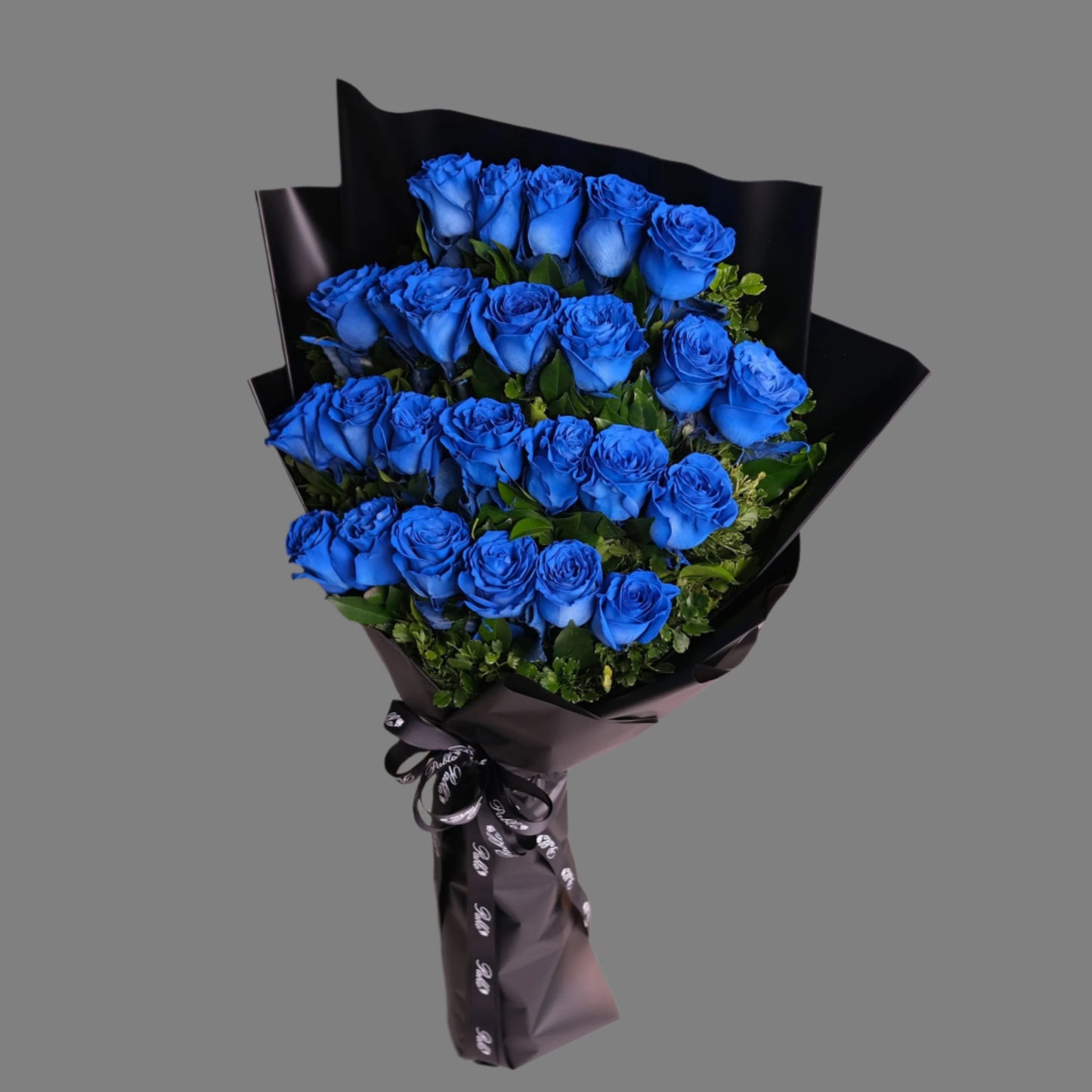 Imported Royal in Blue (Black wrapp) 25 stems