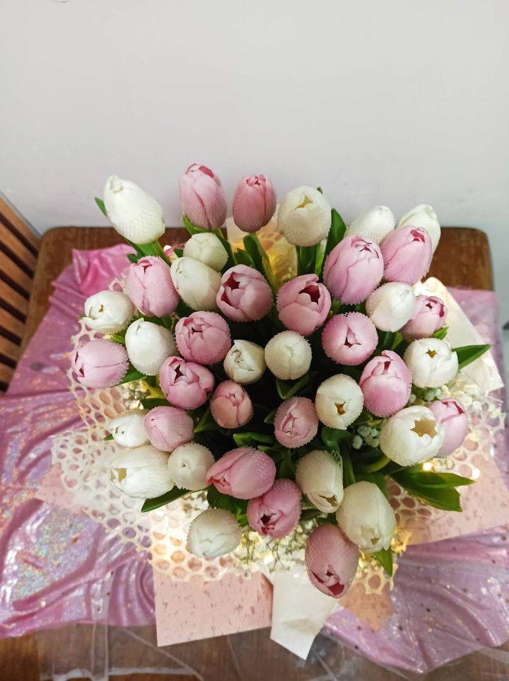 40th Surprise tulips