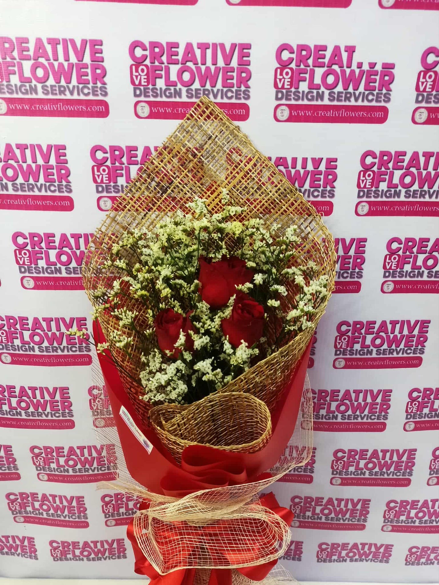 3 stems of Roses Red