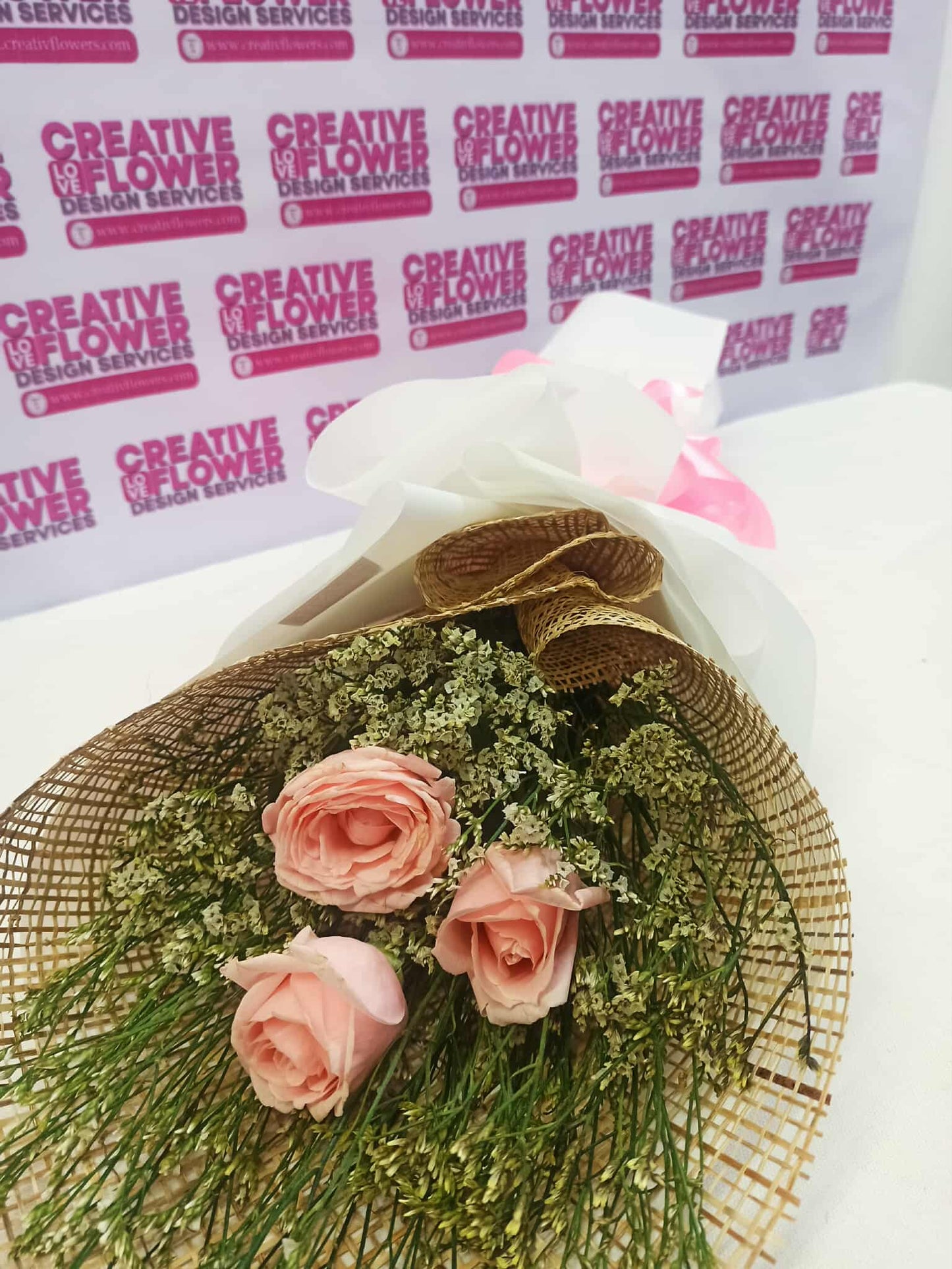 3 Stems Cute Pink Roses in Native