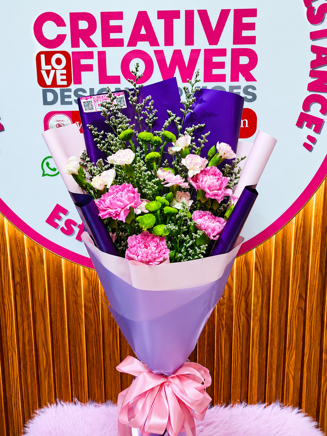 Carnation - Cluster in pink