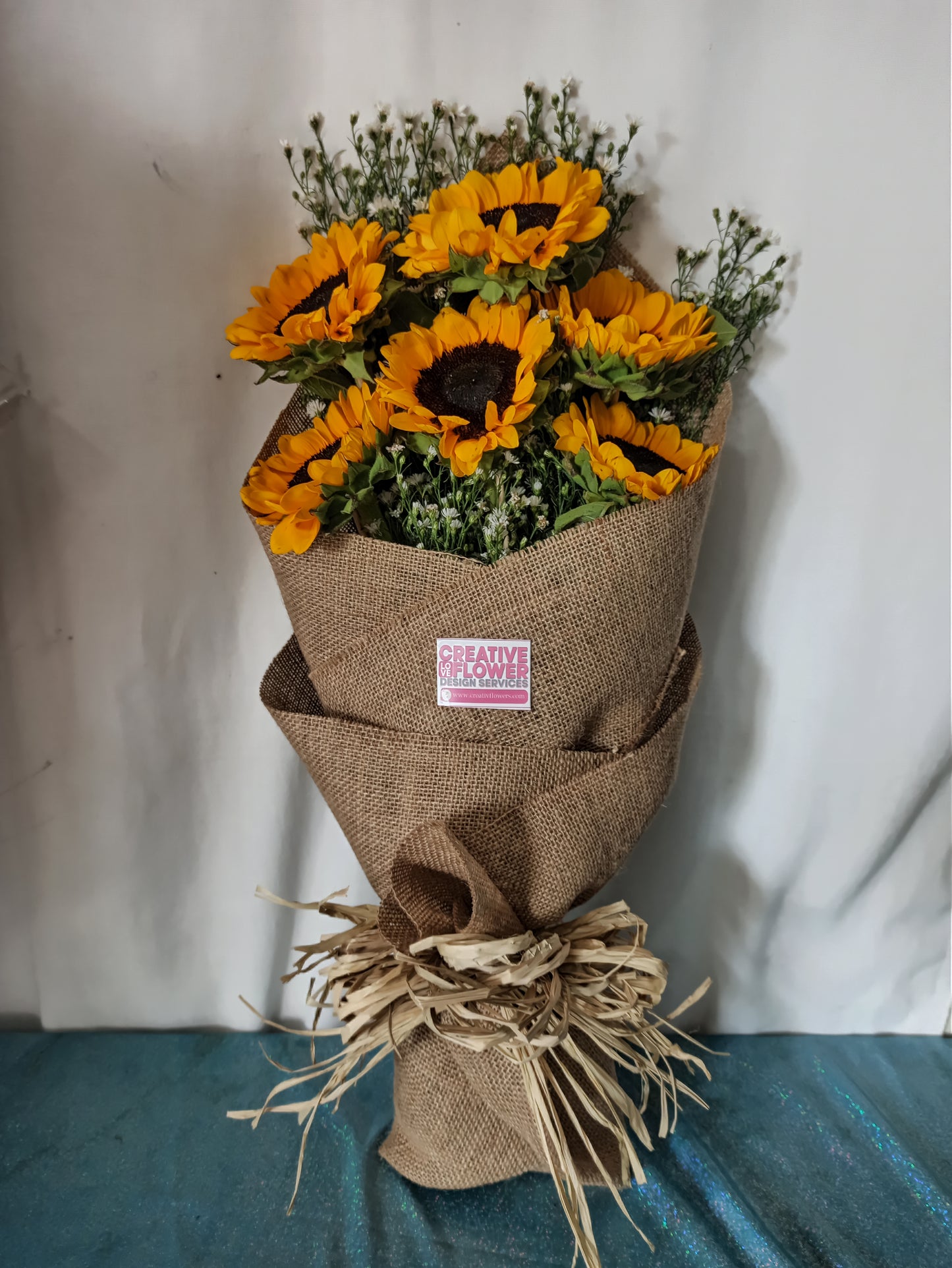 Sunflower - 6 and minimalist
