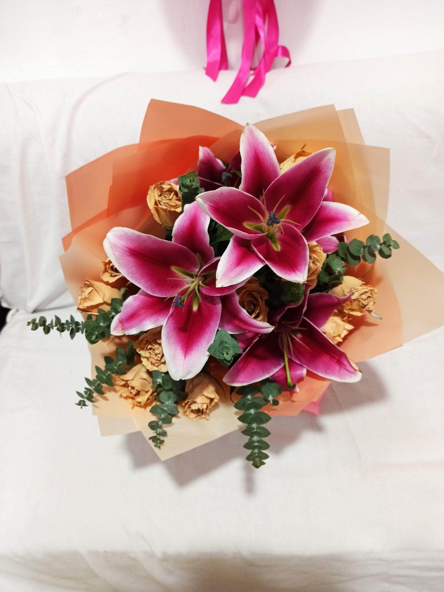 Stargazer bouquet -peachy starry