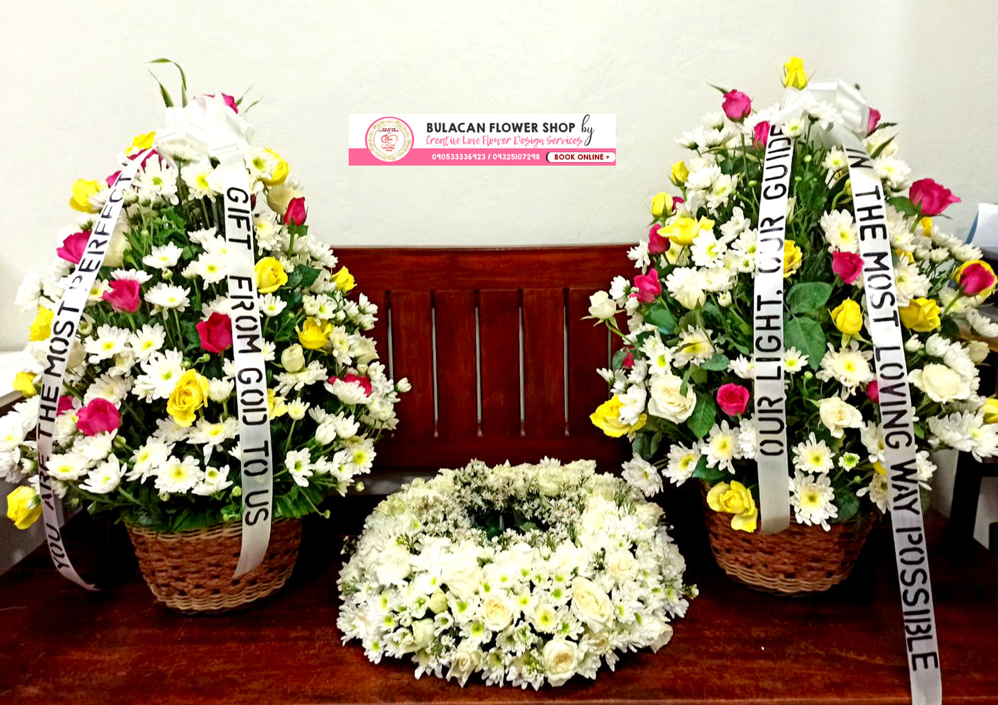 SET OF URN ARRAGEMENT - MIX OF EMOTIONS