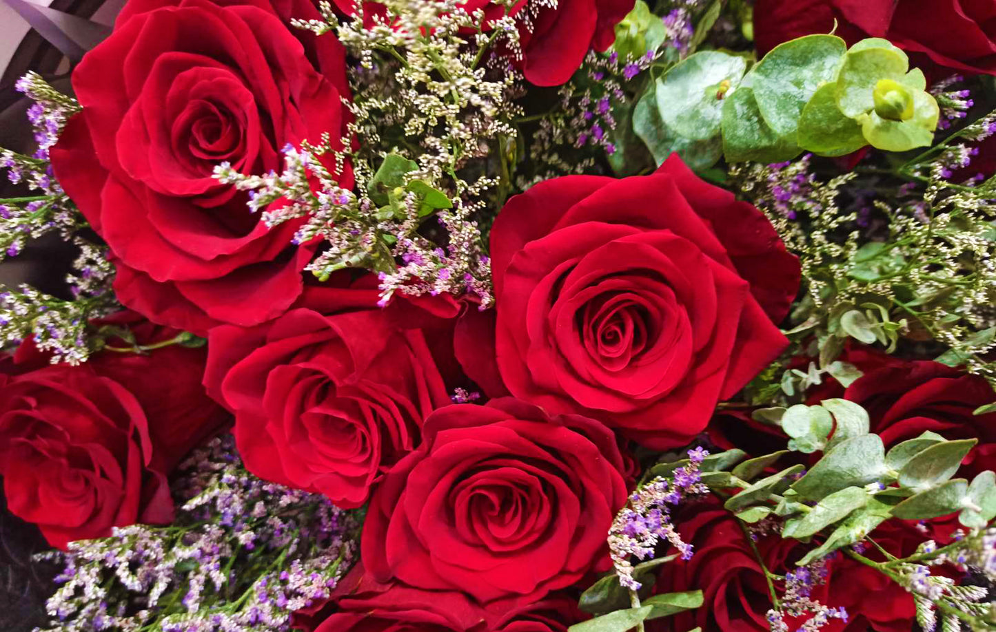 Red and Happiness (imported)