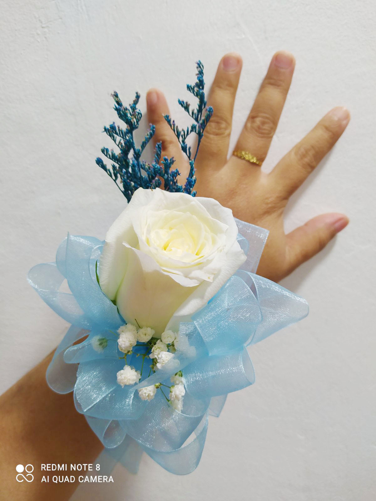 Wrist corsage - White and Blue