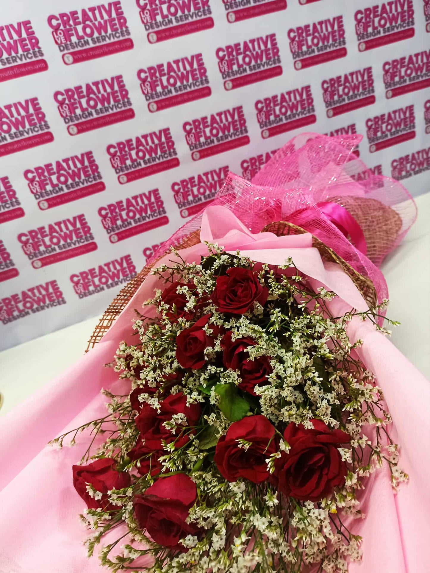 1 dozen - Red in pink Sweetness