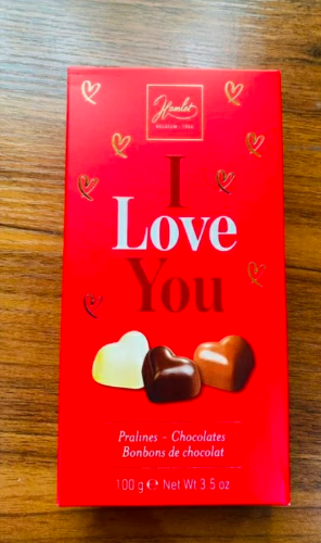 I love you hearts Belgian chocolates hazelnut 100 g