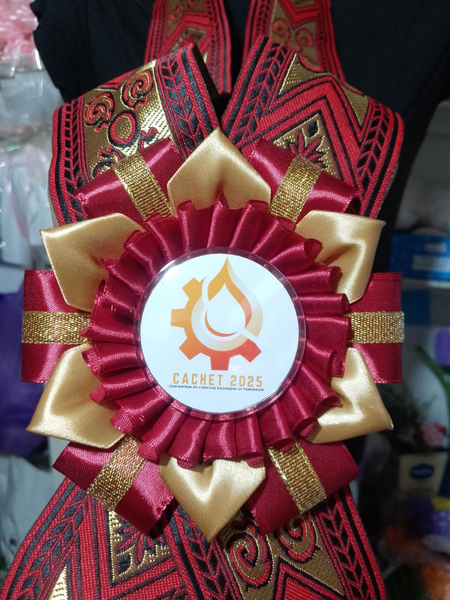 Ethnic Lei - Red