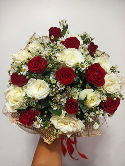 20 Roses Mix of Red and White