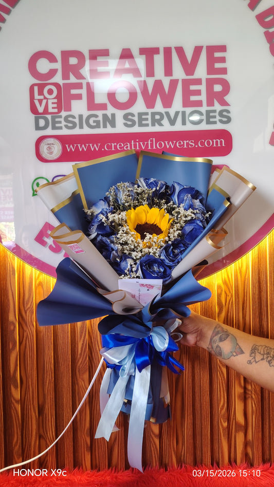 1 dozen - Blue heavenly Sunshine (sunflower center)