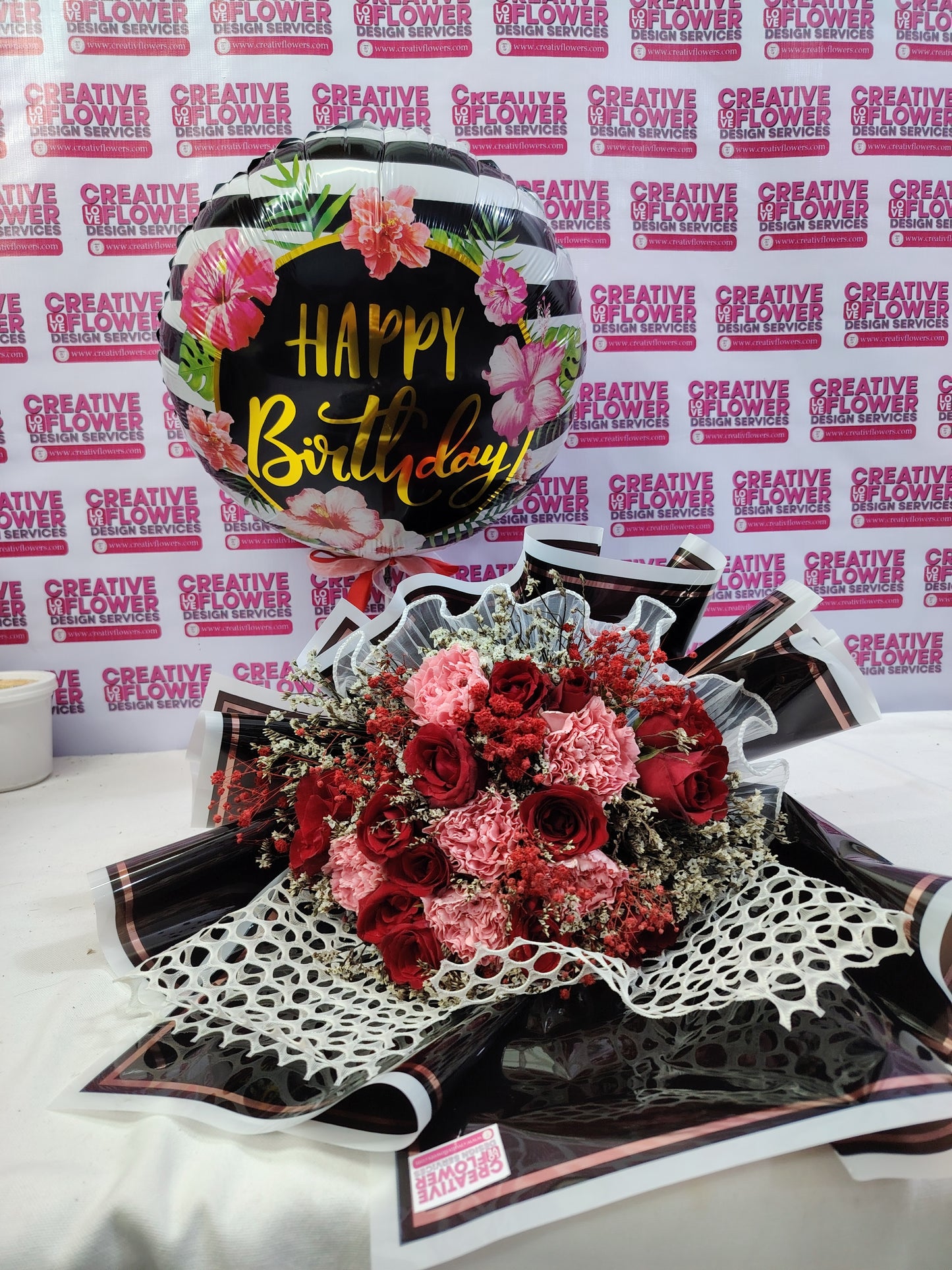 Carnation mix on chic