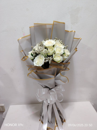 2 dozen White Roses - Dream Babe