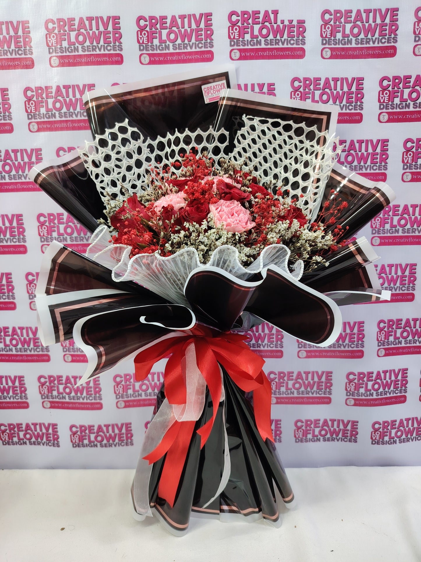 Carnation mix on chic