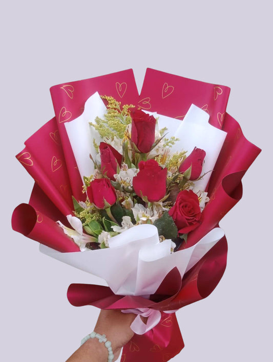 Romantic Flame – 6 Red Roses