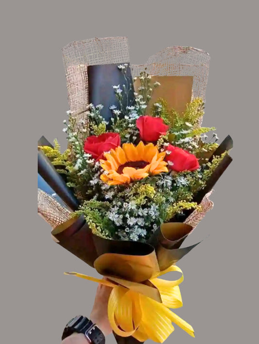 Happy Heart – Sunflower with Roses