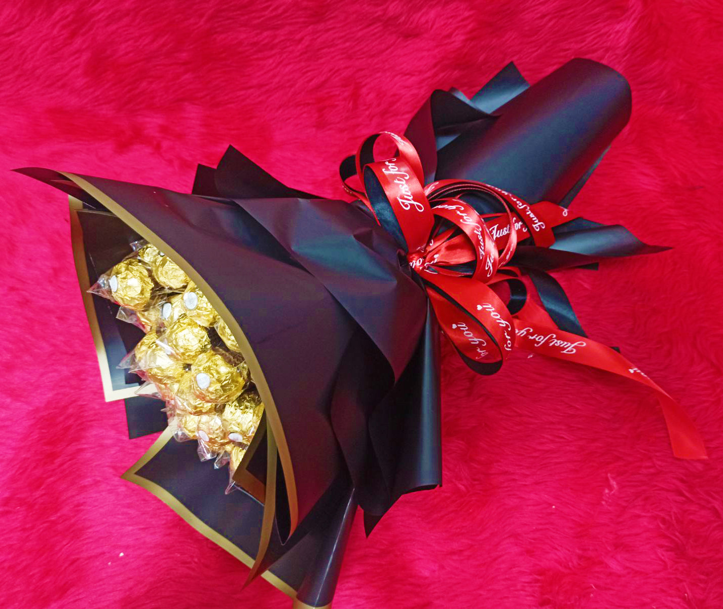 Chocolate Bouquet -Hybrid Ferrero Bouquet