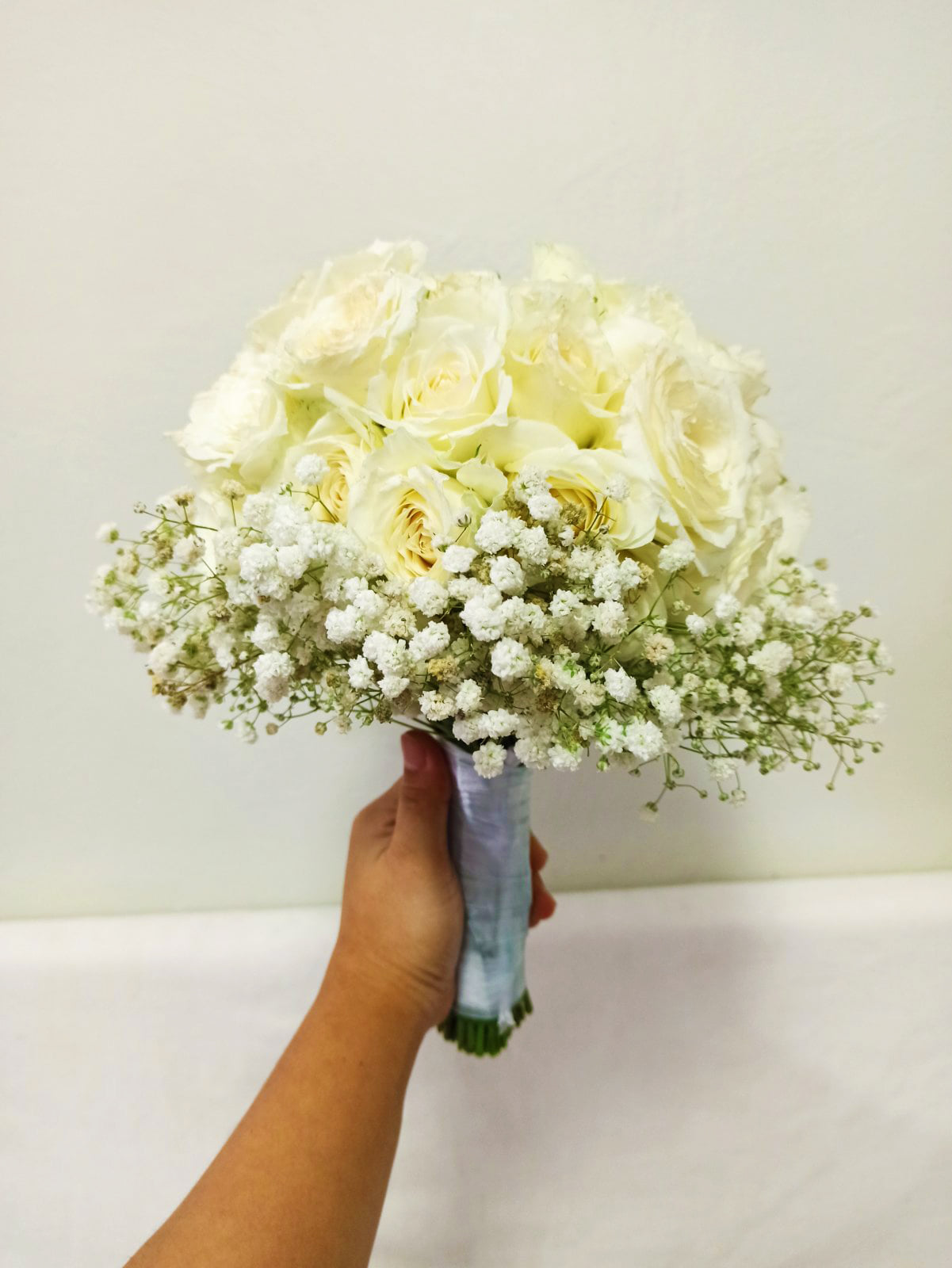 Bridal bouquet White Accent