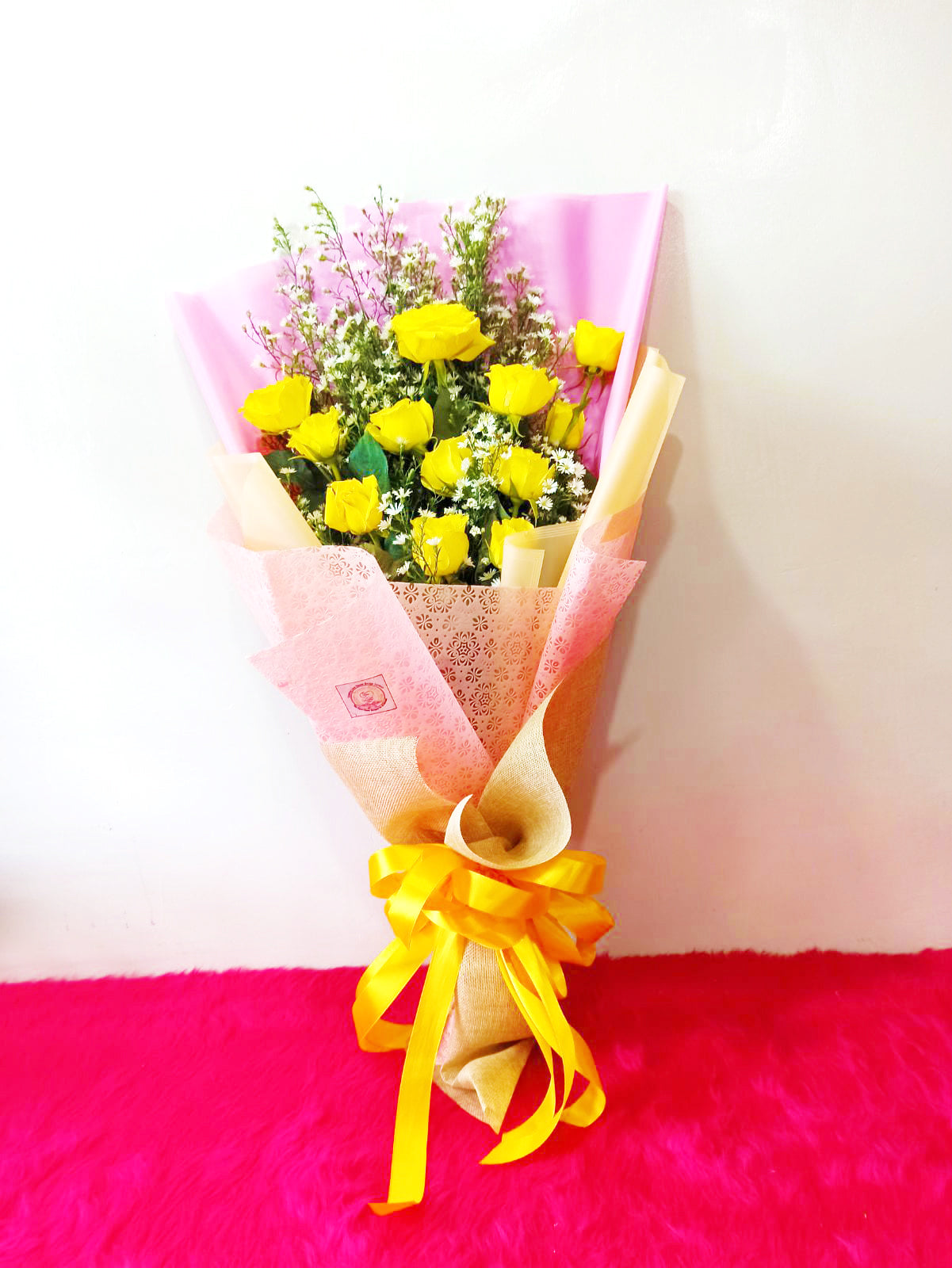 1 dozen - Sweet Yellow